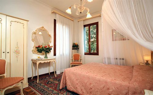 Hotel Bernardi Semenzato Venecia Exterior foto